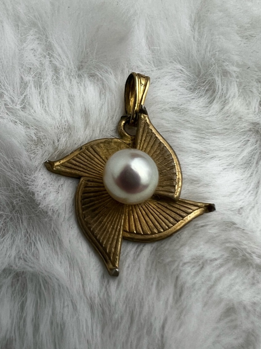Vintage DCE Curtis Gold Filled Pendant w/ Cultured Pearl